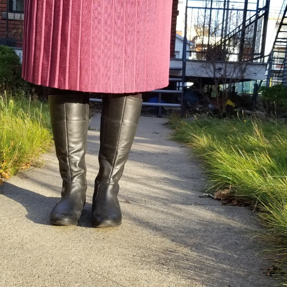 Bonobos knee high leather boot